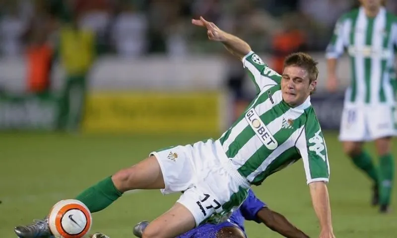 Cầu thủ lớn tuổi nhất ở Real Betis là ai? Giới thiệu tổng quan