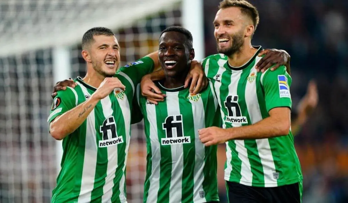 tai-sao-real-betis-duoc-goi-la-real-hispalis-0